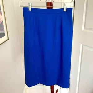 Bright blue vintage pencil / straight skirt